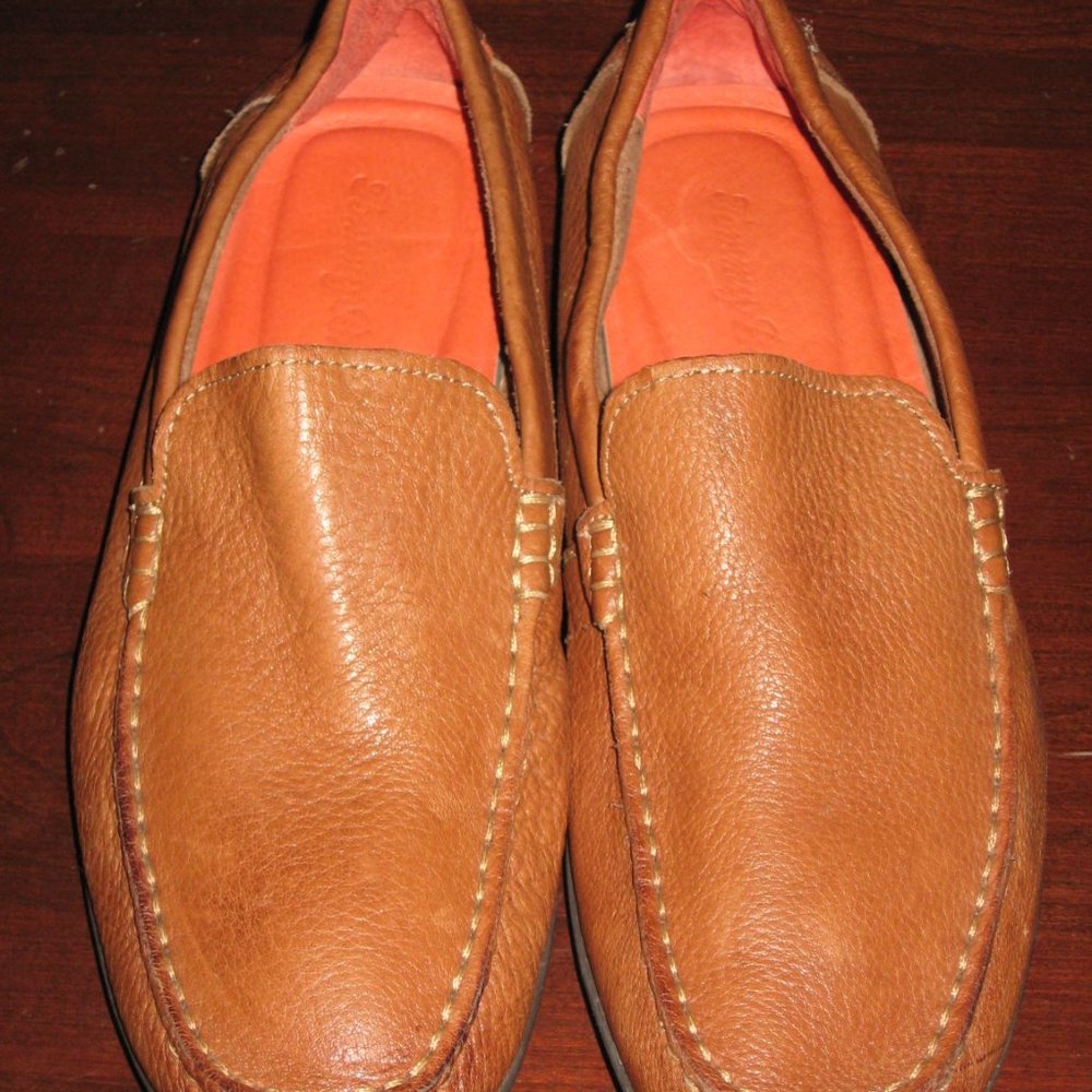 Tommy Bahama Nassau Venetian Leather Slip On